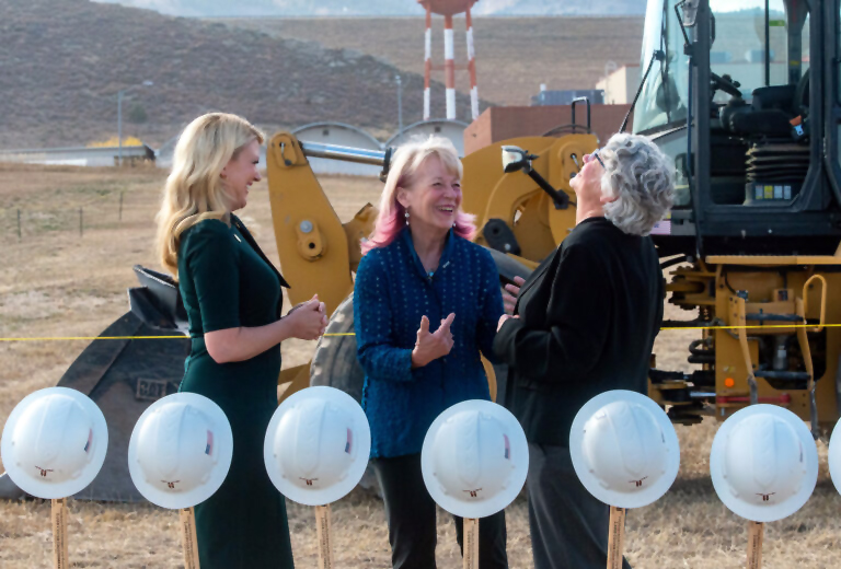 CSU President Amy Parsons, DOE Under Secretary for Science & Innovation Geraldine Richmond, and CSU Vice President for Research Cassandra Moseley speak after the event. Image: CSU.