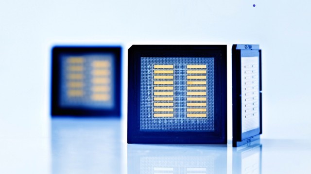 The joint project DioHELIOS aims to advance the high-power diode laser bars of consortium partner Jenoptik and integrate them into diode laser pump modules for future fusion power plants. The project also aims to advance their fully automated production with the help of AI. &copy; Jenoptik.