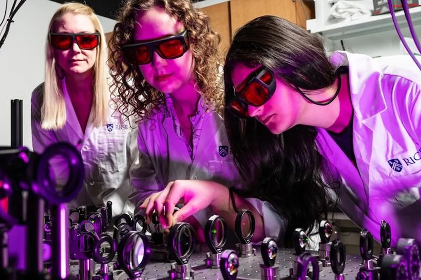 Rice University researchers Anna-Karin Gustavsson, Gabriella Gagliano and Nahima Saliba. Credit: Jeff Fitlow/Rice University.