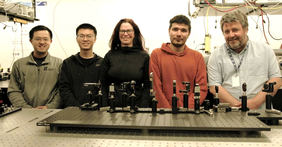 From left to right: Professor Jinyang Liang, Yingming Lai, PhD student in energy and materials science, Heide Ibrahim, Director of ALLS, Miguel Marquez, postdoctoral fellow and co-author of the study, and Professor Fran&ccedil;ois L&eacute;gar&eacute; in front of the SCARF system at INRS. Credit: INRS.