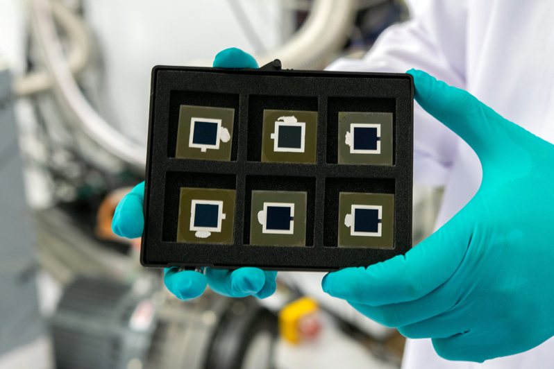 NUS researchers successfully integrated a new anion, cyanate, into a perovskite structure, which was a key breakthrough in fabricating new triple-junction perovskite/Si tandem solar cells. Photo: National University of Singapore.