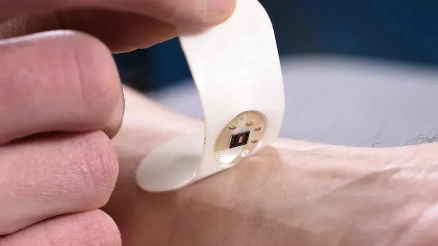 PhotonWear will develop sensors for monitoring a number of important biomarkers. Credit: VTT.