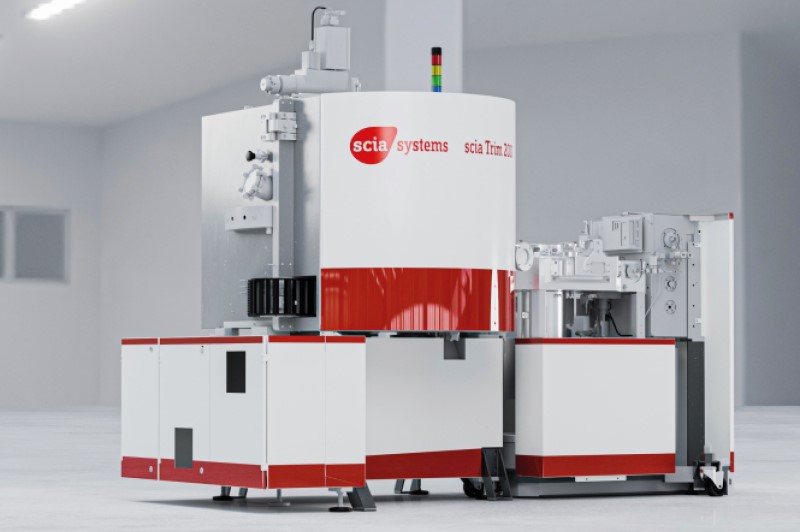 The scia Trim 200 is the ideal system for producing of slanted gratings on 200 mm substrates using ion beam trimming. Photo: scia Systems.