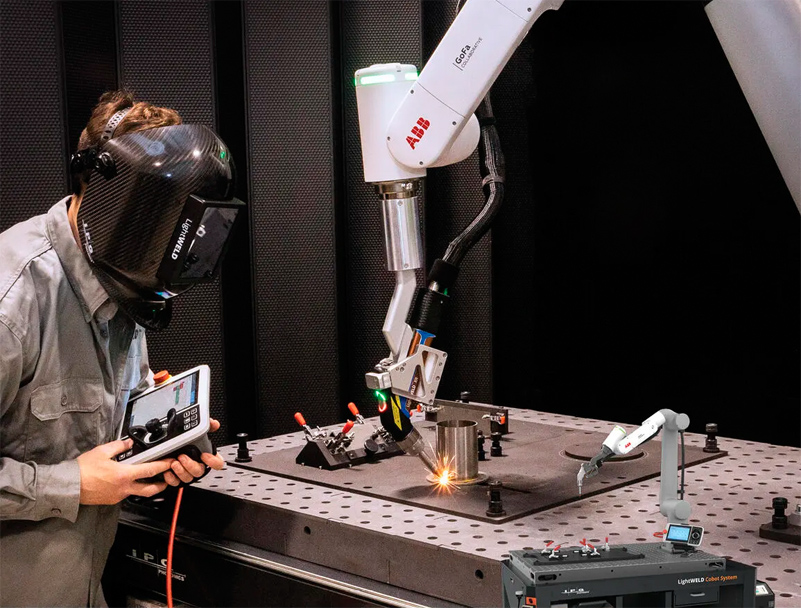 Compatible with any LightWELD laser source, the LightWELD Cobot System is a collaborative robot laser welding system that simplifies automating a variety of welding jobs. Photo: IPG Photonics.