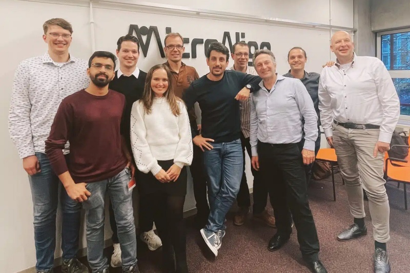 Precision alignment: the MicroAlign team, which has just raised &euro;1 million in seed funding, emerged from a PhD project at the Eindhoven University of Technology. Its micro-positioning system, capable of aligning multiple optical fibers, is set to be aimed at both applications in current datacoms networks, and future photonics-based quantum computing systems. Photo: MicroAlign.