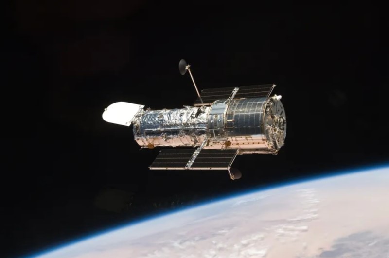 Image of NASA's Hubble Space Telescope, taken on May 19, 2009, after deployment during Servicing Mission 4. Credit: NASA.
