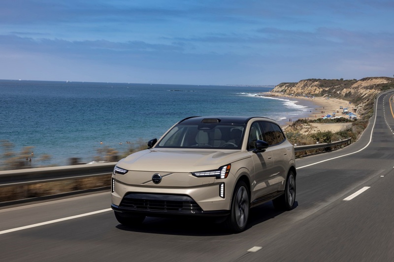 Volvo recently held a global media test drive of its lidar-equipped EX90 SUV southeast of Los Angeles, California, with deliveries to retailers now under way. Luminar Technologies CEO Austin Russell has described the launch as the 