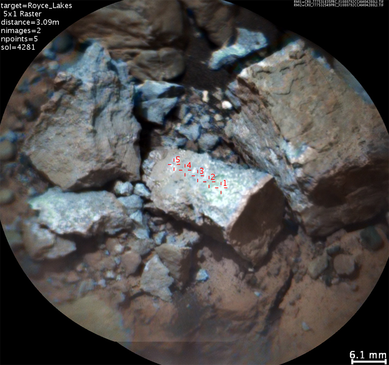 ChemCam image showing the locations of the laser shots. Thirty shots were fired at each point. &copy; NASA/JPL-Caltech/CNES/LANL/IRAP/LPGN/IAS/CNRS/MSSS.