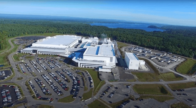 GlobalFoundries will spend hundreds of millions of dollars of CHIPS Act funding to establish a packaging, assembly, and test facility for silicon photonics devices at its headquarters in Malta, New York. Silicon photonics packaging activity has typically been performed at lower-cost locations in Asia, while the new site will ensure fully 