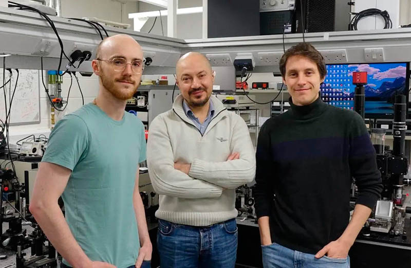 Dr. Wallace Jaffray, a post-doc research associate, Dr. Marcello Ferrera, Associate Professor of Nano-Photonics, and Sven Stengel, PhD candidate. Source: Heriot-Watt University. 