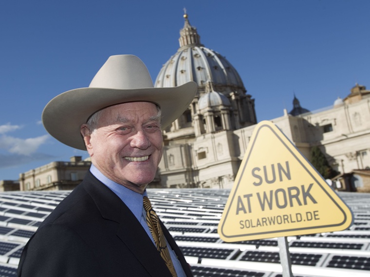 Papal PV: SolarWorld front-man Larry Hagman at The Vatican, where SolarWorld installed a 220kW (peak) PV facility. Credit: SolarWorld.