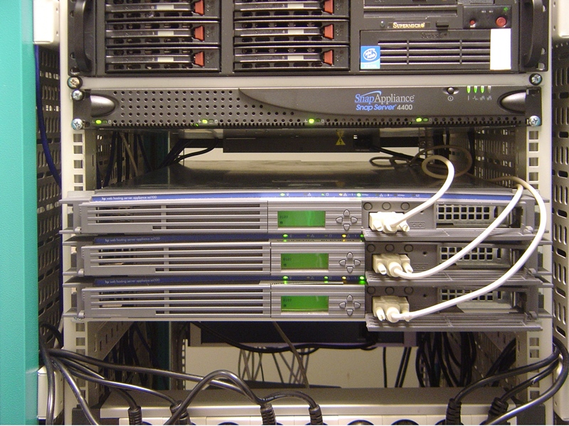 Rack-mounted servers in a typical data center. The explosion of data traffic carried to mobile devices is one of the major reasons driving a need for faster, more efficient interconnects between servers in the centers, a need that could be met through photonics. Credit: Wikipedia commons.
