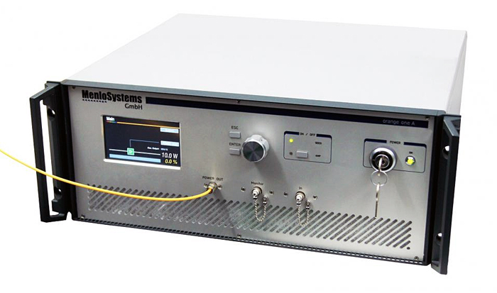 Prototype: the new, compact high-power Raman pump source is the result of the German RASANT project. Source: Menlo Systems &copy; 2014.