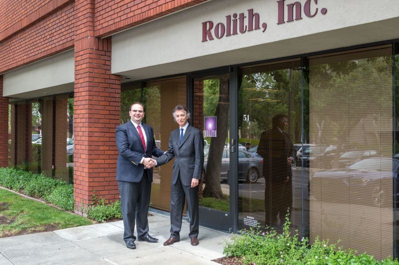 George Palikaras of MTI (left) with Boris Kobrin of Rolith. Credit: MTI/Rolith. 
