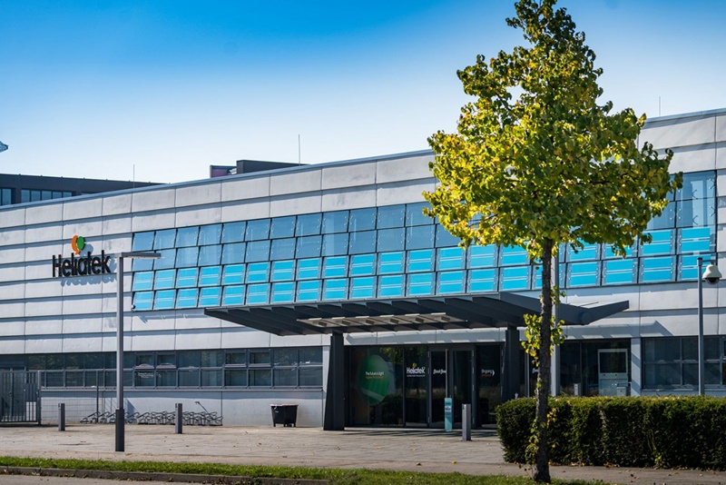Heliatek's own headquarters building in Dresden features the company's building-integrated OPV technology. Photo: Heliatek.