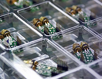 On the up: AOI announced in August that it had received initial orders for its 40 Gbps QSFP+ and 100 Gbps QSFP28 optical transceiver modules from a new hyper-scale datacenter customer.