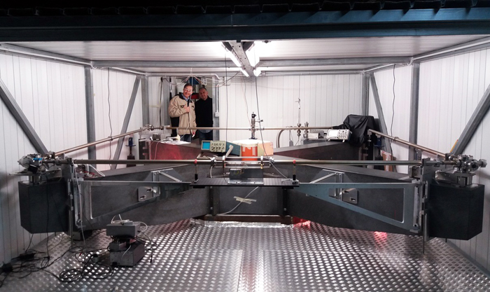 GINGERinogyro2LThe GINGERino ring laser gyroscope, which is a square cavity with a side length of 3.6 meters. Image: Belfi et al.