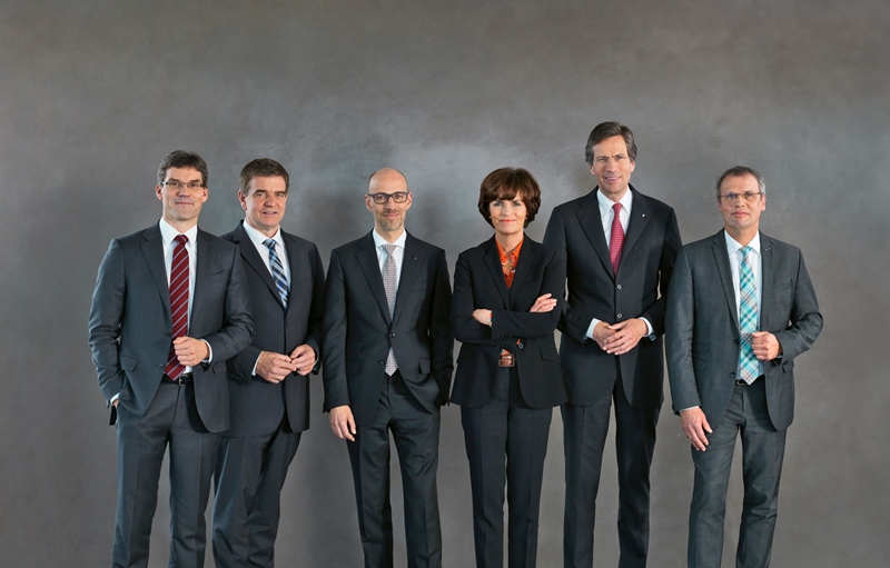 Third from left in this photo, Peter Leibinger recently shifted responsibilities at Trumpf. Having previously headed operations at the company's laser division, he will now focus on developing business in new application areas including EUV lithography and laser additive manufacturing. Photo: TRUMPF Group.