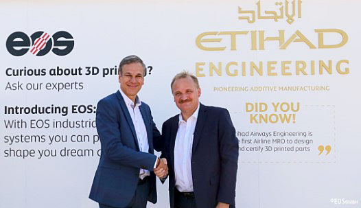Dealmakers: Markus Glasser, Senior Vice President Export Region at EOS and Bernhard Randerath, Vice President Design, Engineering and Innovation at Etihad Airways Engineering. (Source: EOS)