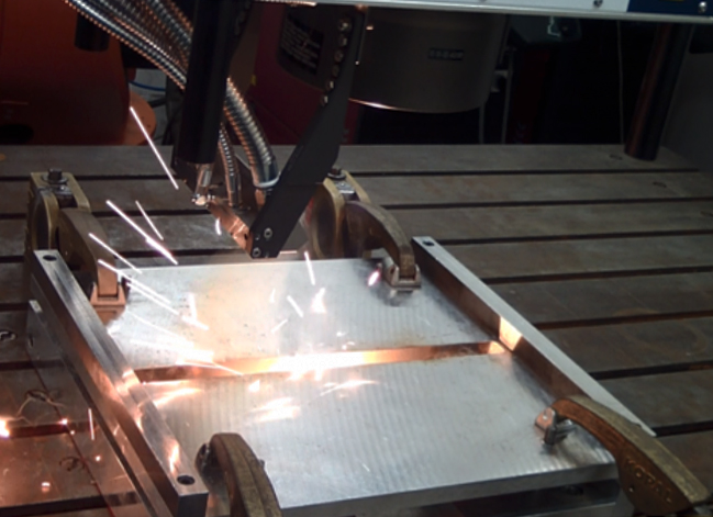 Quick and safe joining of steel and aluminum using remote laser welding. (Photo: LZH).