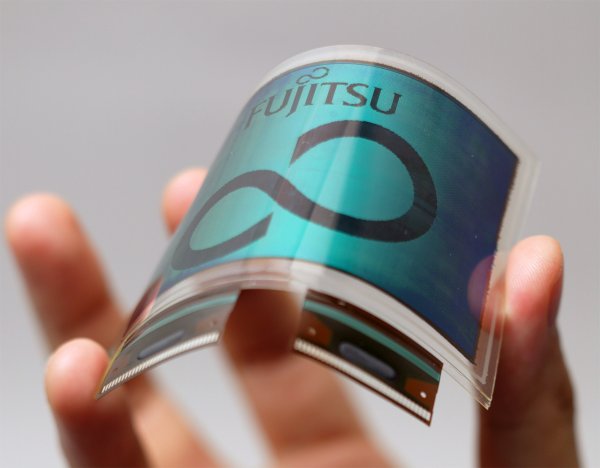 Fujitsu's flexible color electronic paper