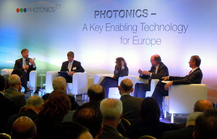Annual gathering: Photonics21 panel discussion in March 2012.