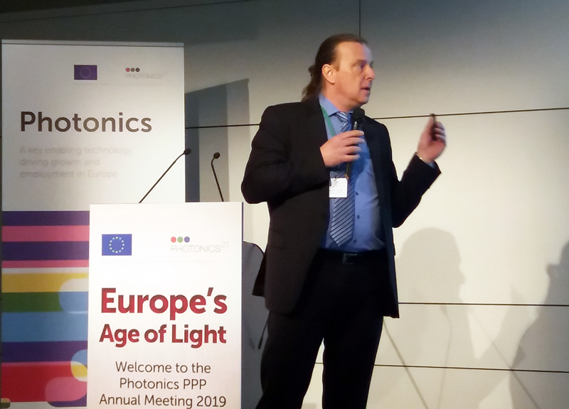 Sebastian Krug presents the first joint Eureka-Photonics21 Mirror Group call.