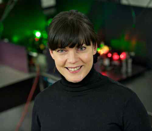 Dr. Jennifer Hastie: new head of Strathclyde’s Institute of Photonics.