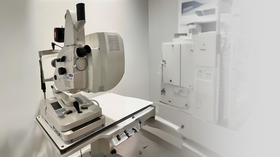 Eye examination: diabetic retinopathy detection
