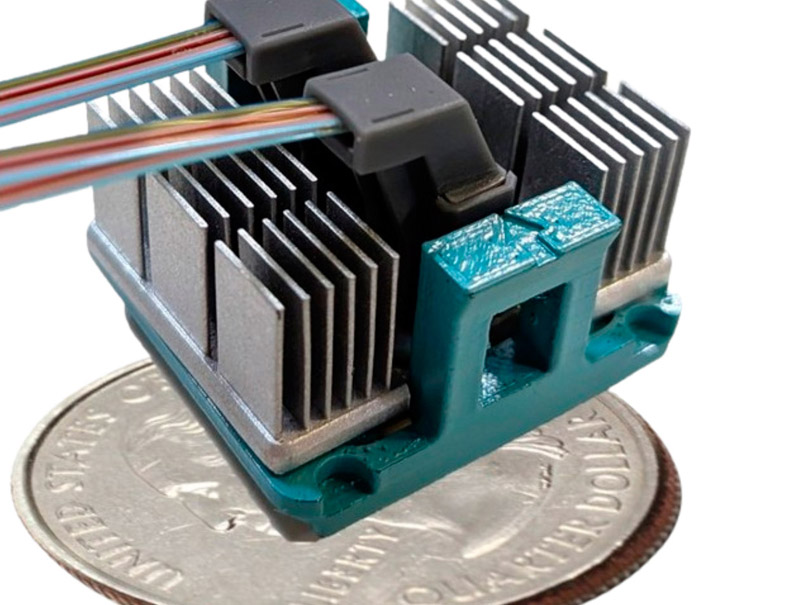 The PicoJool Terapod is a VCSEL-based parallel optical link.