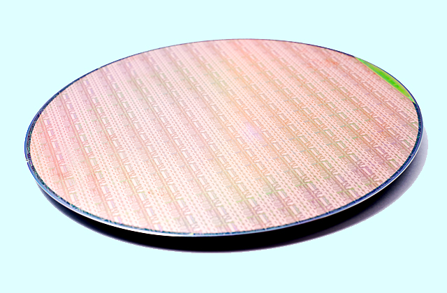 Imec’s Si photonics 200mm wafer offers design flexibility.