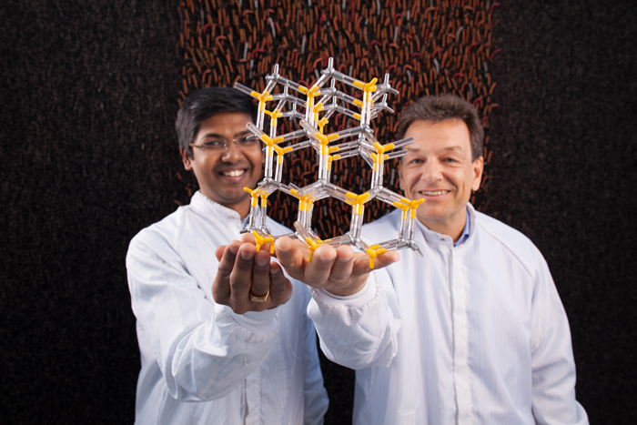 Structured: NTNU researchers Dr. Dheeraj Dasa and Prof. Helge Weman.