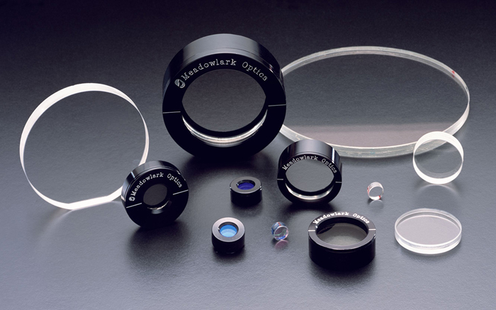 Meadowlark manufactures a variety of polarisation optics.