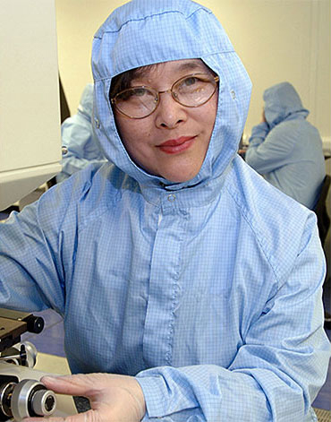 Future factory developer: Professor Xiangqian (Jane) Jiang FREng.