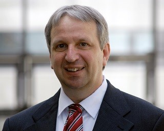 Dr Klaus Bergmann.