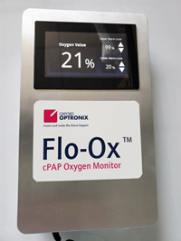Oxford Optronix: Flo-Ox oxygen monitor.