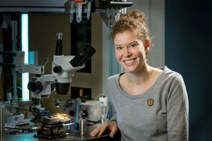 KIT physicist Larissa Kohler.