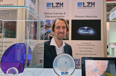 Tammo Böntgen, Head of Coatings Group at LZH’s Optical Components Department. 