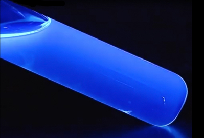 Still from the video captured using “cinematic chemistry” of a blue quantum dot. 