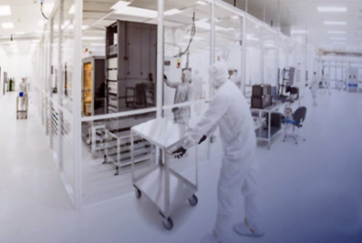 Vuzix ISO clean room waveguide facility in New York State.